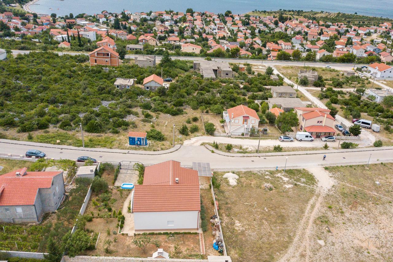 Apartment Larisa Gornji Karin Bagian luar foto